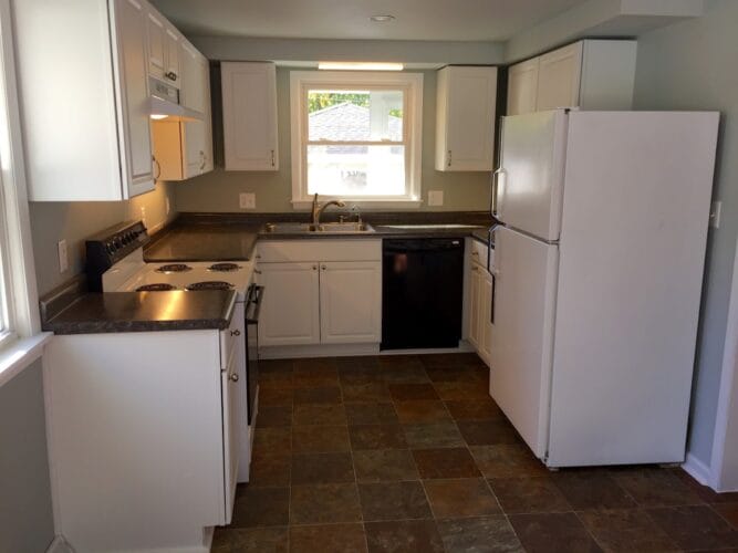 Emergency plumber in Hartland Emergency Disaster Recovery INC ᵀᴹ