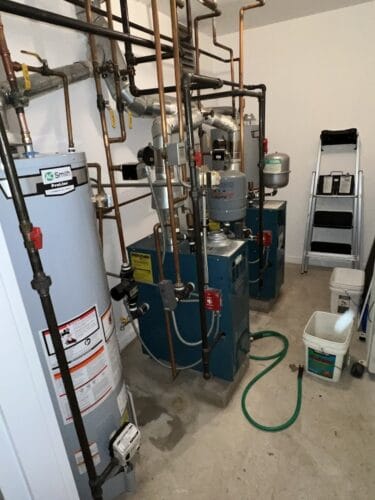 Emergency plumber in Bronx Fenix Pipe Repair & Drain Cleaning Corp.