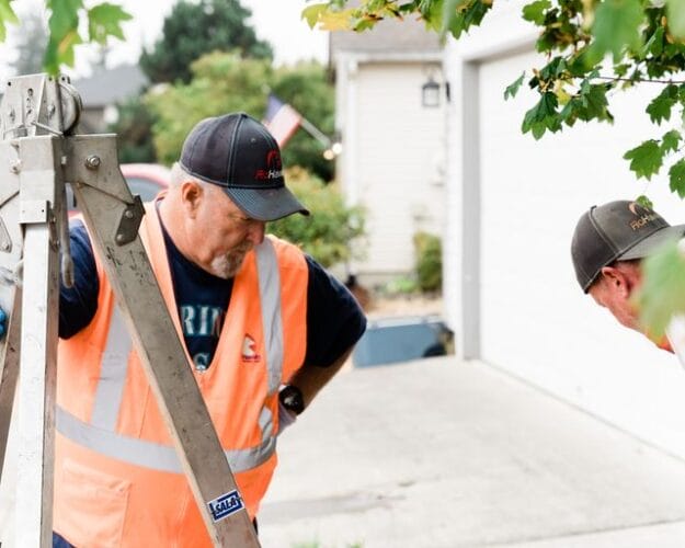 Emergency plumber in Puyallup FloHawks Plumbing and Septic