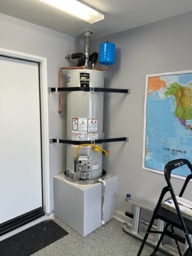 Emergency plumber in Long Beach Golden State Water Heaters