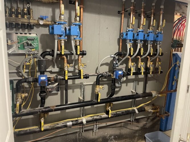 Emergency plumber in Brooklyn Above and Beyond Plumbing & Heating Corp.