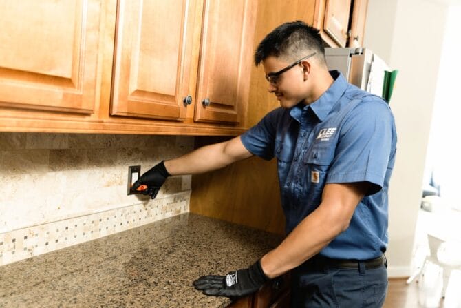 Emergency plumber in Hendersonville Lee Company