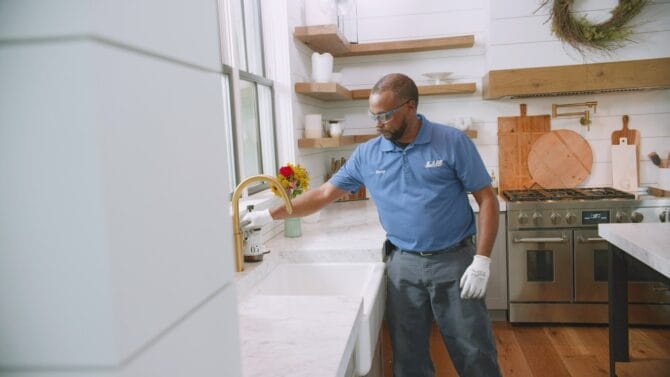 Emergency plumber in Madison Lee Company