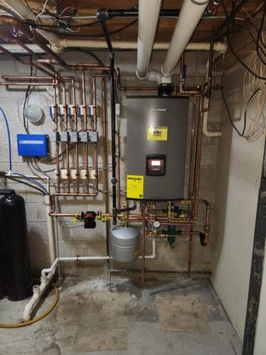 Emergency plumber in Lake Geneva Master Services Inc.