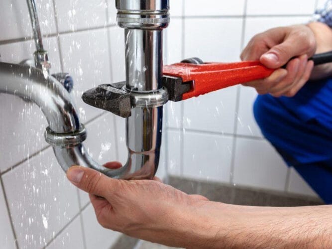 Emergency plumber in Plainview Minutemen Sewer & Drain