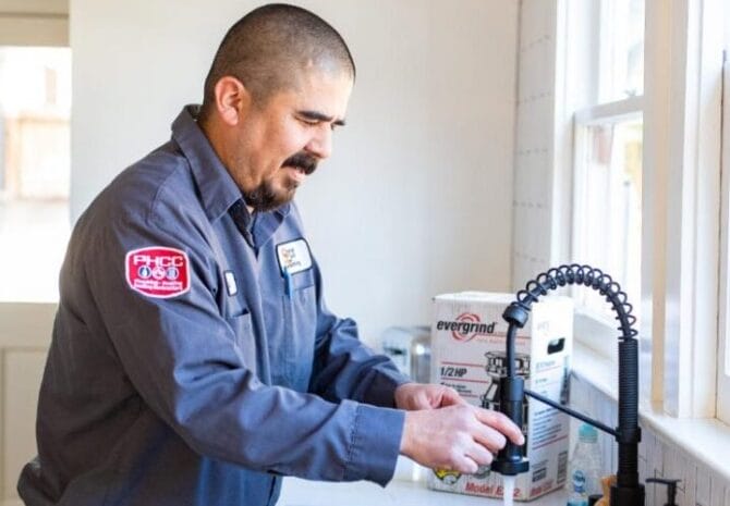 Emergency plumber in Huntington Beach Orange Coast Plumbing