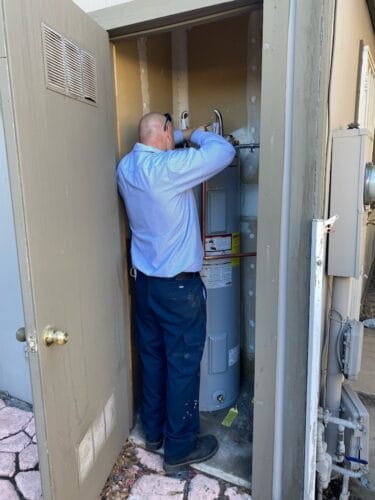 Emergency plumber in Tucson Plumber Kings