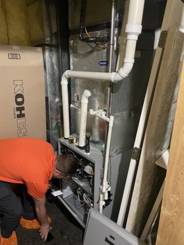 Emergency plumber in Noblesville Plumbing Heating Paramedics