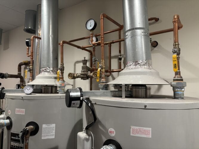 Emergency plumber in Edmond Plumbing Masters LLC