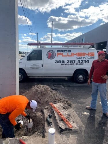 Emergency plumber in Miami Lakes Pros Plumbing Services ,Corp