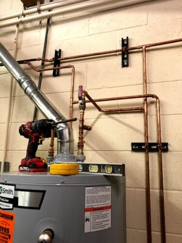 Emergency plumber in Eastlake Reeves Plumbing & Heating Co.