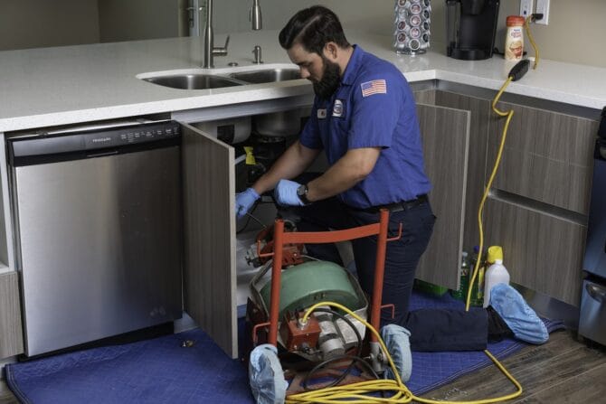 Emergency plumber in Gardena Rooter Hero Plumbing & Air of Los Angeles