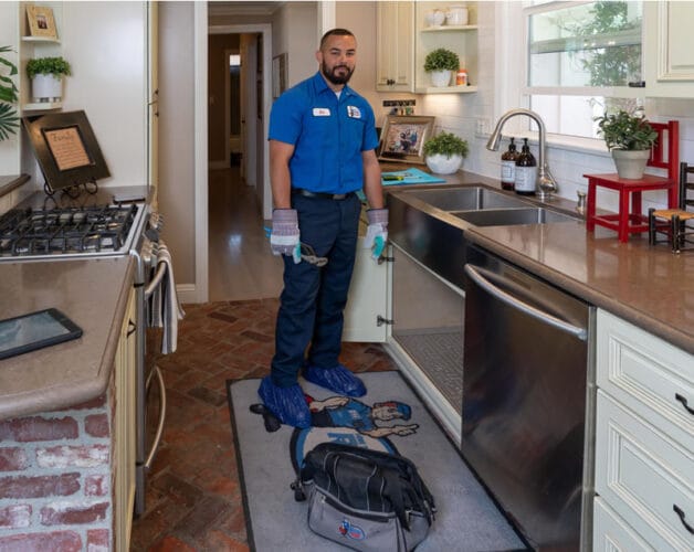 Emergency plumber in San Lorenzo Rooter Hero Plumbing & Air of San Lorenzo