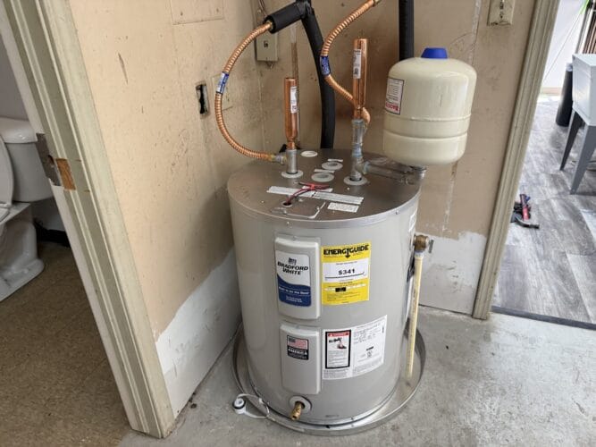 Emergency plumber in Broken Arrow Spot On Plumbing of Tulsa Plumbers