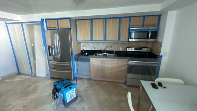 Emergency plumber in Hollywood Titan Restoration Inc