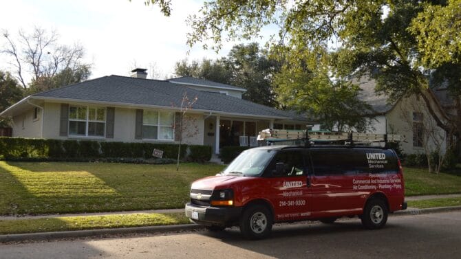 Emergency plumber in Dallas United Mechanical