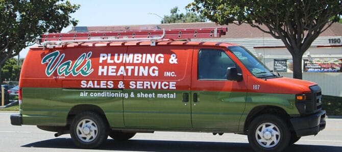 Emergency plumber in Salinas Val's Plumbing & Heating, Inc.