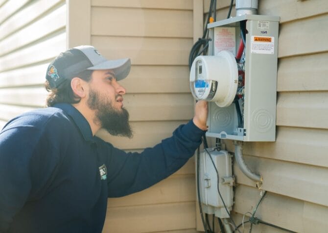 Emergency plumber in Huber Heights Apex Pros Plumbing, Electrical, Heating and Air