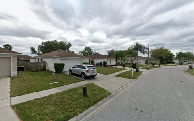 Emergency plumber in Riverview Bearded Plumber