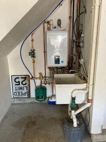 Emergency plumber in Auburn Cashman Plumbing and Heating LLC