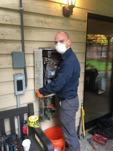 Emergency plumber in Seattle Craftsman Plumbing
