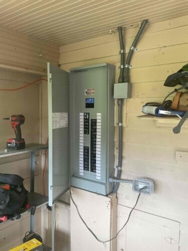 Emergency plumber in Everett Dapper Plumbing, Heating, and Electrical