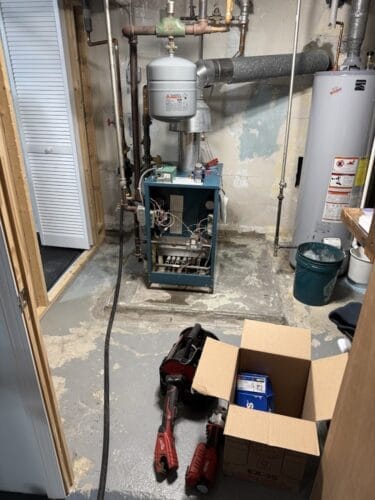 Emergency plumber in Chelmsford 128 Plumbing, Heating, Cooling & Electric