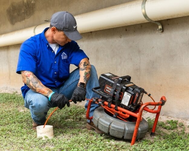 Emergency plumber in Austin 1st Home & Commercial Services